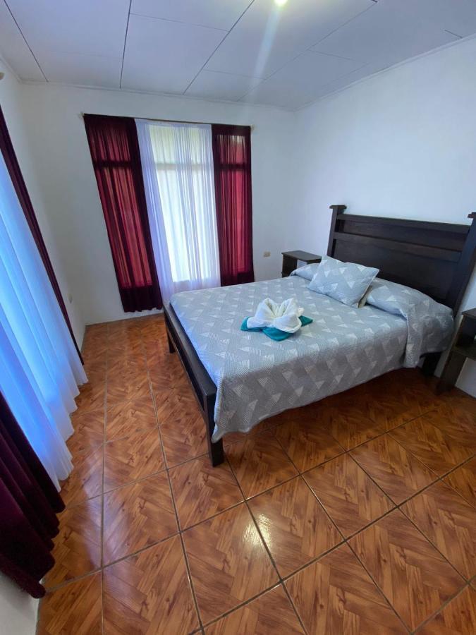 Twin Palms Lodge Monteverde Bagian luar foto